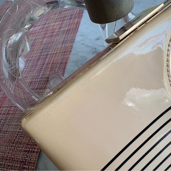 Kate Spade peachy cream radio Clutch - Picture 2 of 6